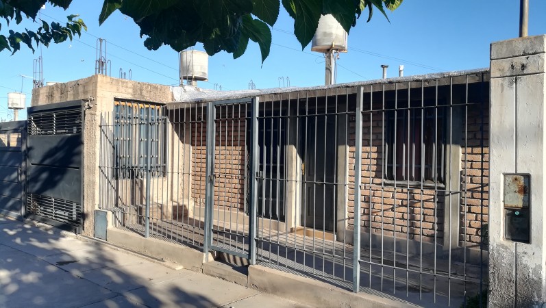 VENDO CASA – GODOY CRUZ