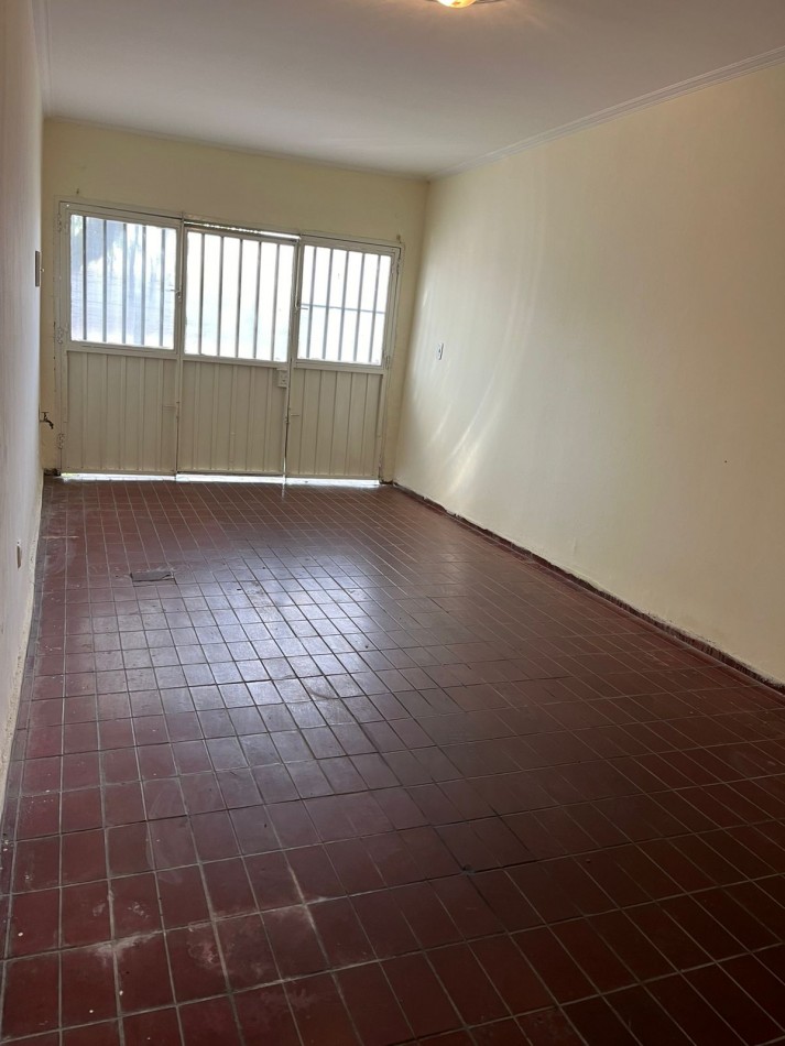 ALQUILO DEPARTAMENTO - LAS HERAS. 