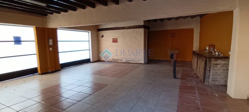 CASA EN VENTA - B° PARAISO I - MAIPU