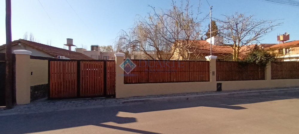 CASA EN VENTA - B° PARAISO I - MAIPU