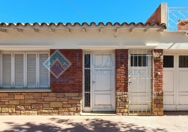 ALQUILO  CASA - GODOY CRUZ  